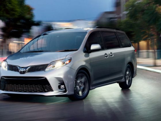 How to choose the perfect headlight bulbs for Toyota Sienna ...